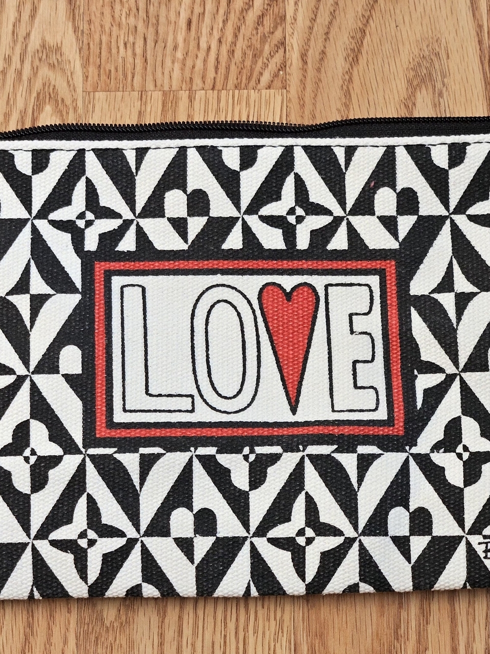 Brighton LOVE Geometric Hearts Canvas Cosmetic Bag Black & White - Picture 8 of 8